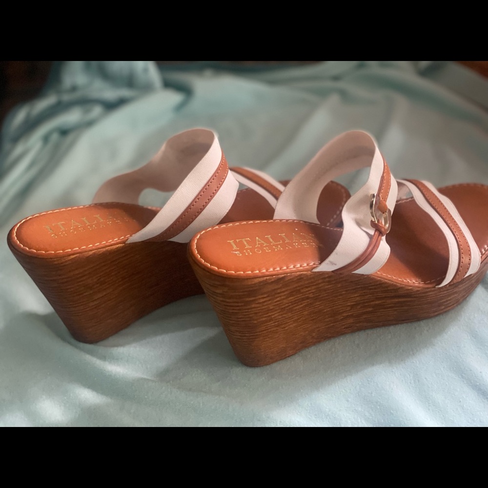 Shoes ! 🧡🤎🤍 - Picture 4 of 6